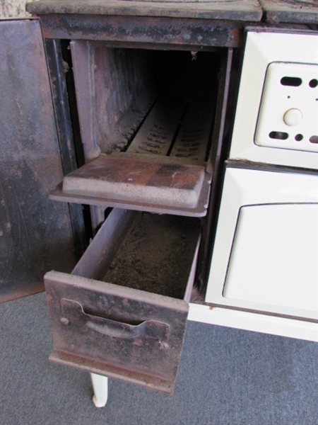 WONDERFUL ANTIQUE ENAMELED GAS/WOOD COOK STOVE