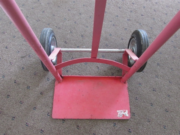 HAND TRUCK