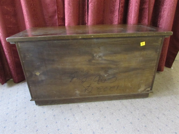 VINTAGE ORNATE CREDENZA