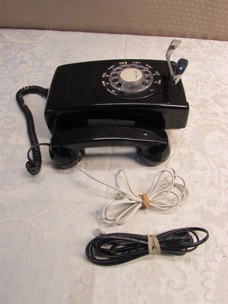VINTAGE ROTARY TELEPHONE
