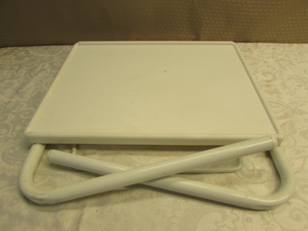 TABLE-MATE ADJUSTABLE TRAY