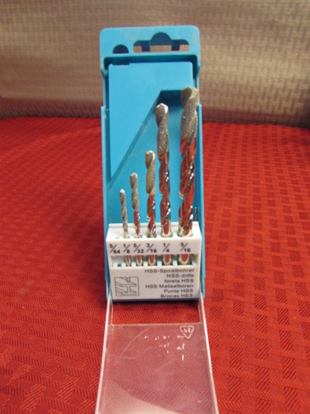 LET'S DRILL! ASSORTMENT OF DRILL BITS