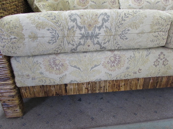 RATTAN LOVESEAT