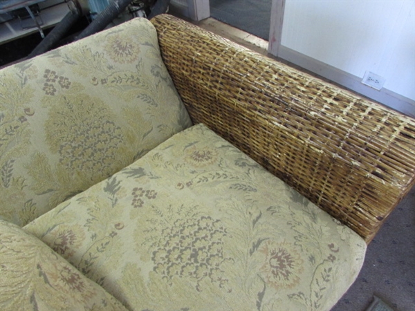 RATTAN LOVESEAT