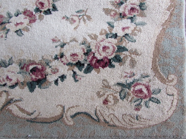 VINTAGE AREA RUG