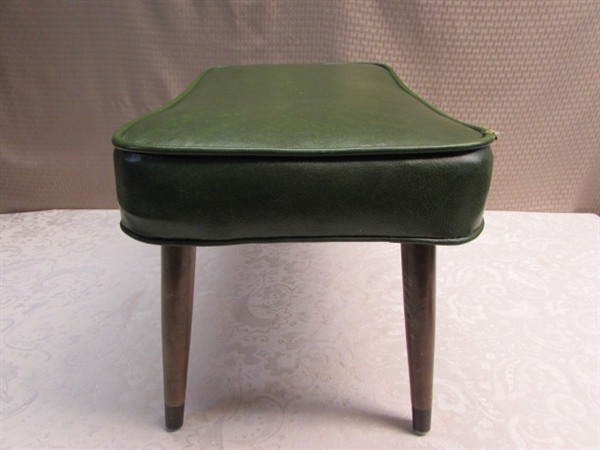 VINTAGE GREEN FOOT STOOL