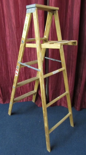 GET UP THERE WITH THIS 5' WOOD LADDER