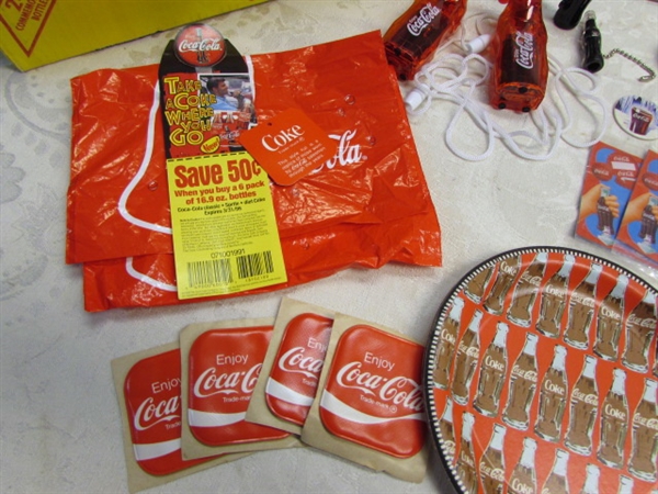 LOT OF COCA-COLA COLLECTIBLE EPHEMERA & SWAG