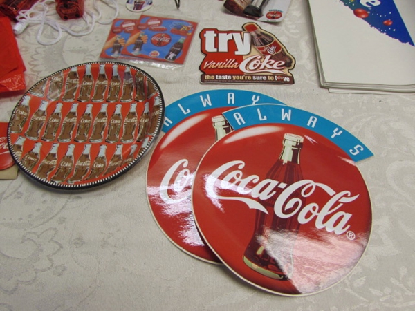 LOT OF COCA-COLA COLLECTIBLE EPHEMERA & SWAG