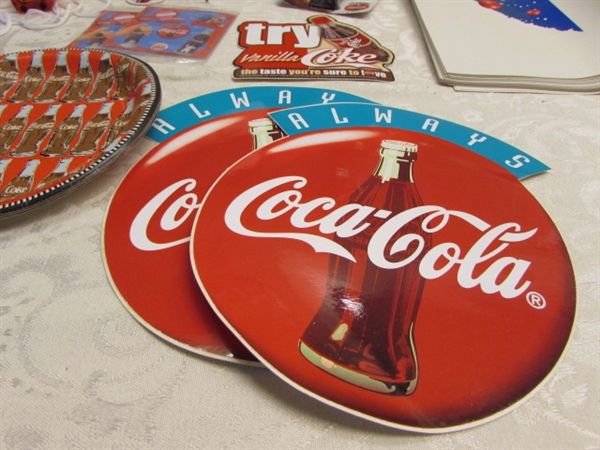 LOT OF COCA-COLA COLLECTIBLE EPHEMERA & SWAG