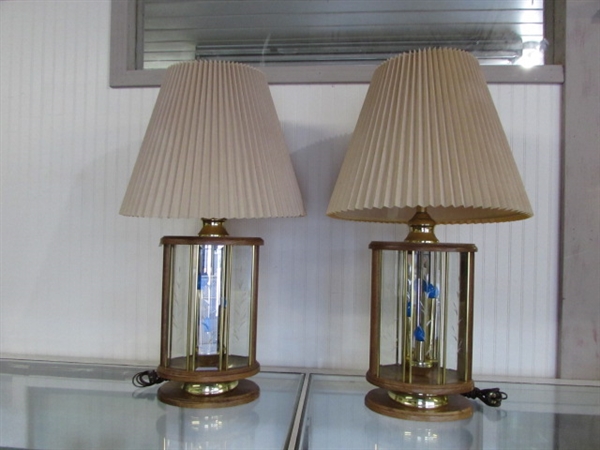 2 MATCHING OAK & ETCHED GLASS TABLE LAMPS