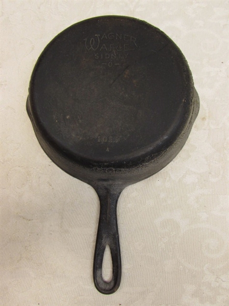 Lot Detail - 2 WAGNER WARE CAST IRON SKILLETS