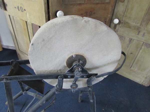 ANTIQUE GRINDING WHEEL