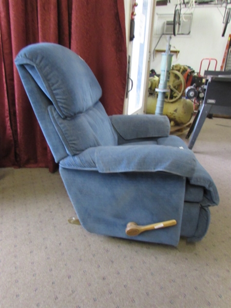 BLUE ROCKER RECLINER