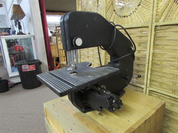 TABLETOP WOOD BAND SAW