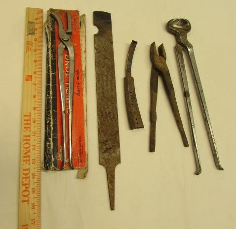 FARRIERS TOOL LOT