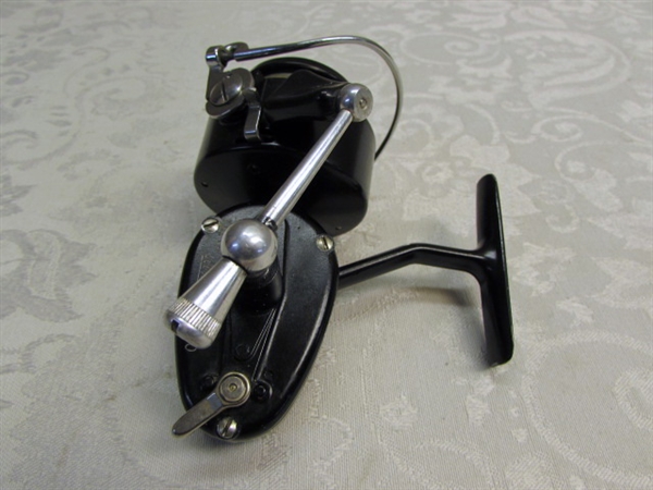 VINTAGE GARCIA MITCHELL 300 FISHING REEL