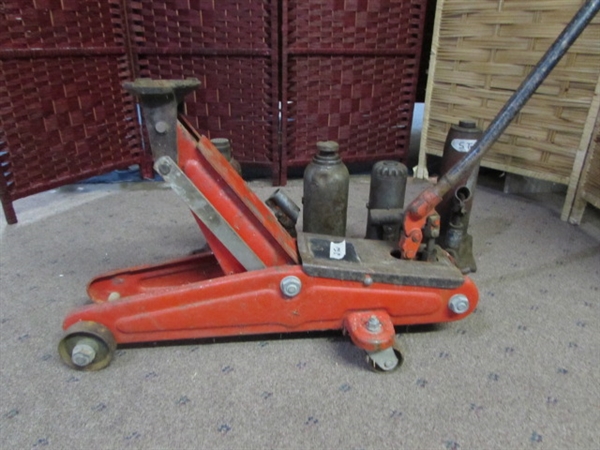 ROLLING JACK AND BOTTLE JACKS