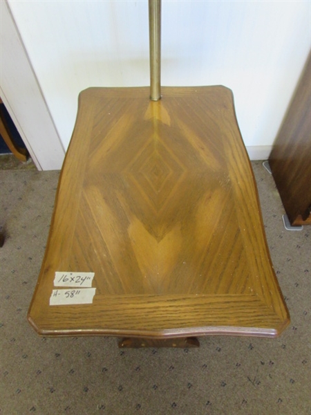 MAGAZINE RACK WITH LAMP