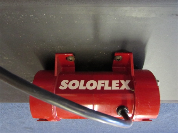 SOLOFLEX VIBRATING BOARD