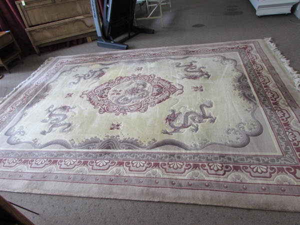 VINTAGE CHINESE WOOL AREA RUG WITH DRAGON DESIGN