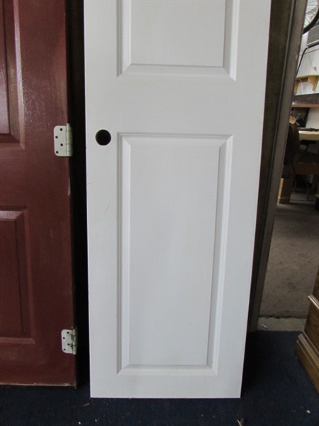 NARROW INTERIOR DOOR