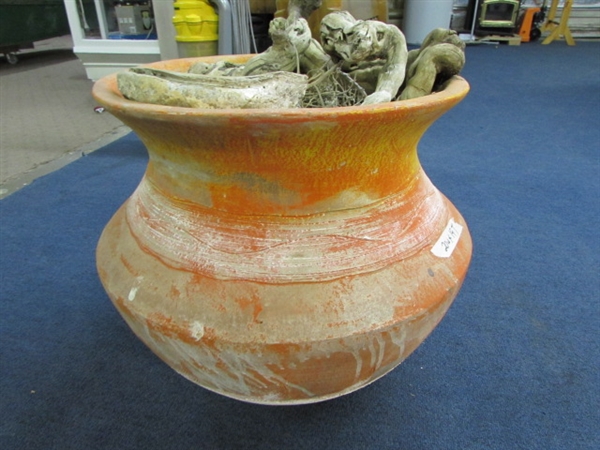 BIG CLAY POT