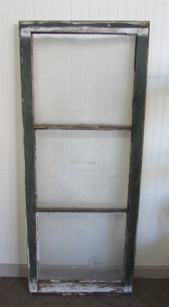 VINTAGE/ANTIQUE 3-PANE WINDOW WITH GLASS