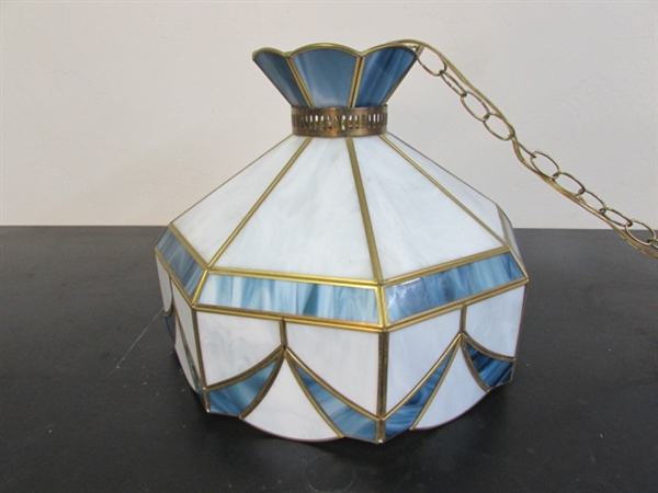 BLUE & WHITE STAINED GLASS HANGING LIGHT