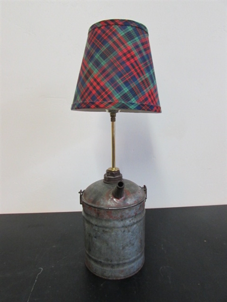 1 GALLON VINTAGE GAS CAN TABLE LAMP