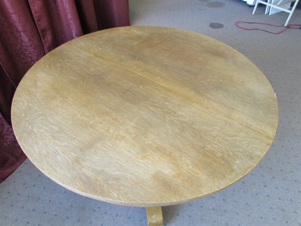 ROUND WOOD DINING TABLE