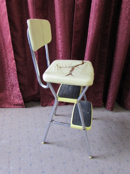 VINTAGE COSCO STOOL-STEP STOOL