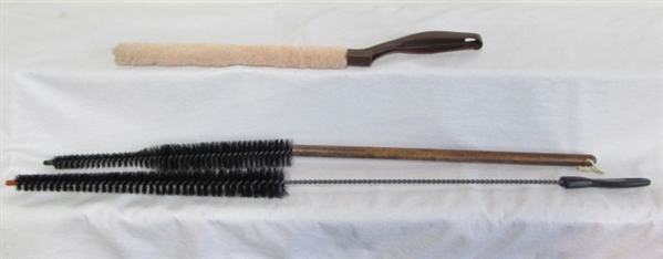 SET OF 3 CLEANING BRUSHES