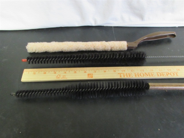 SET OF 3 CLEANING BRUSHES