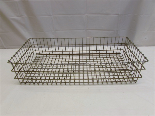 VINTAGE WIRE BASKETS & CRATE WITH LID