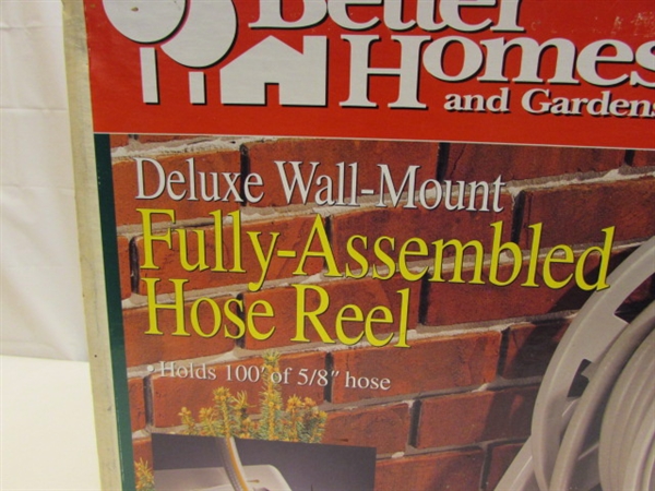 DELUXE WALL MOUNTED HOSE REEL. NEW!!