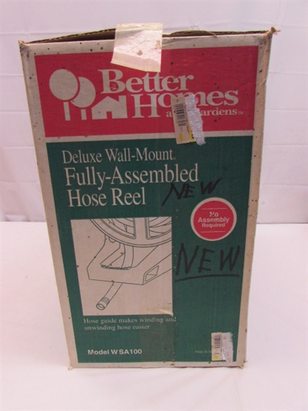 DELUXE WALL MOUNTED HOSE REEL. NEW!!