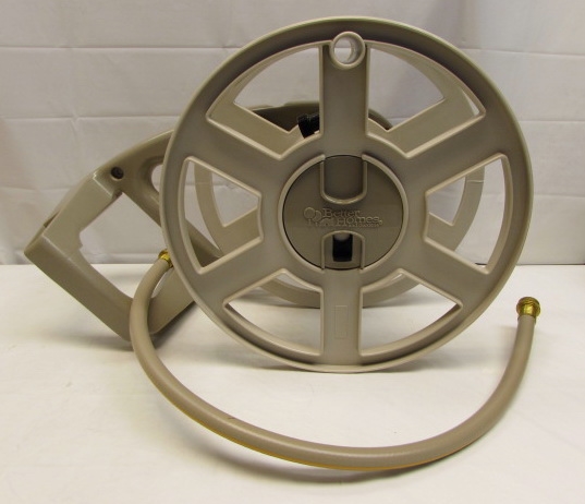 DELUXE WALL MOUNTED HOSE REEL. NEW!!