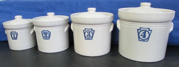 PFALTZGRAFF YORKTOWN CANNISTER SET