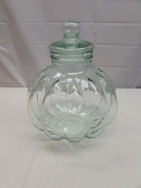 Lot Detail - BEAUTIFUL EXTRA LARGE DECORATIVE GLASS JAR WITH LID