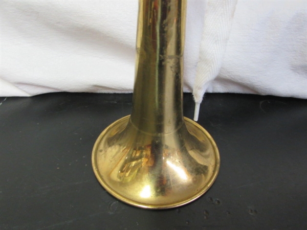 OFF TO THE RACES - LONG BRASS TRUMPET