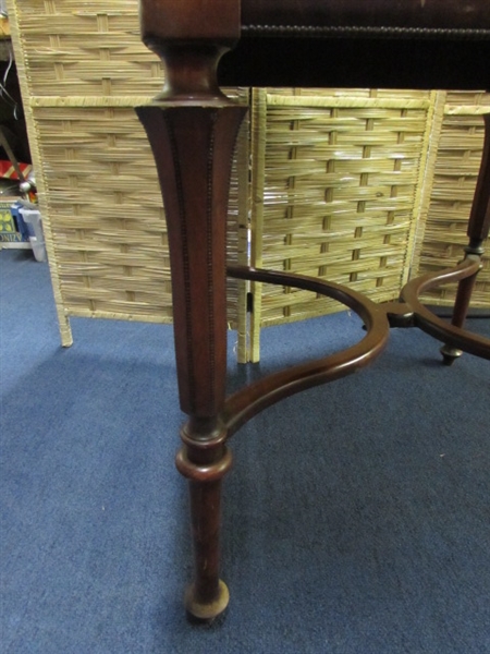 GORGEOUS ANTIQUE FOYER TABLE