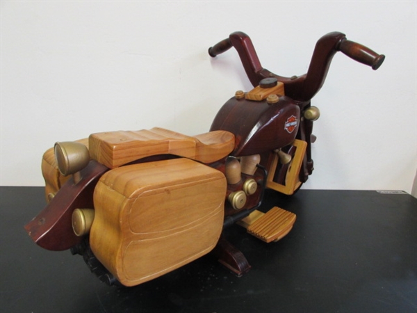 SWEET HARLEY DAVIDSON WOOD REPLICA