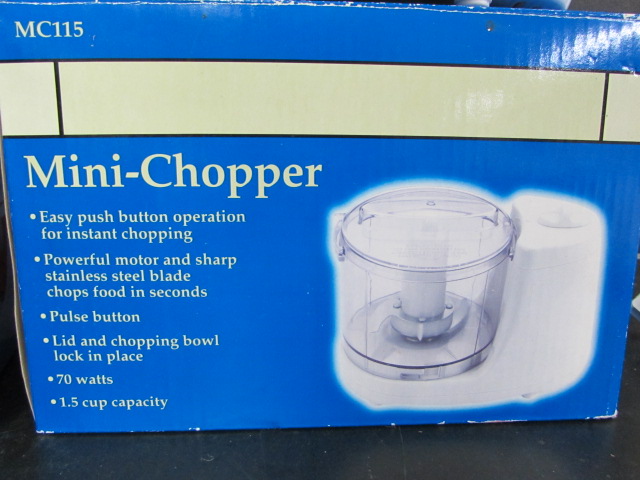 Lot Detail - FOOD CHOPPER SET