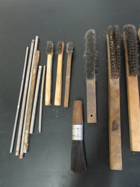 WIRE BRUSHES