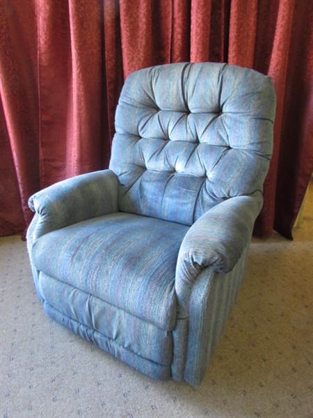 LAZY BOY COMFY ROCKER RECLINER