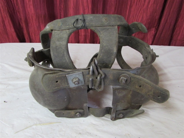 VINTAGE HORSE TACK