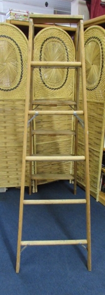 6 FT WOOD LADDER