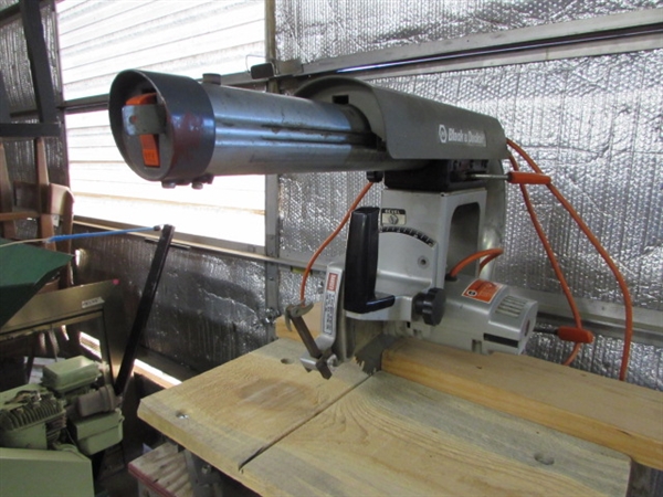 BLACK AND DECKER RADIAL ARM SAW