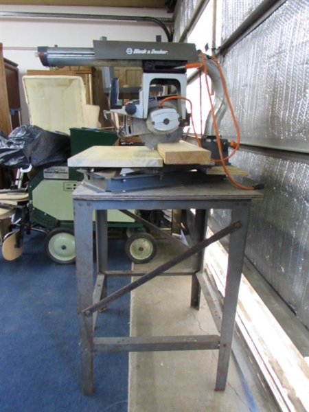 BLACK AND DECKER RADIAL ARM SAW